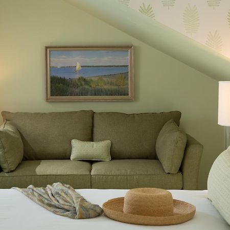 Brass Lantern Inn Нантакет Экстерьер фото